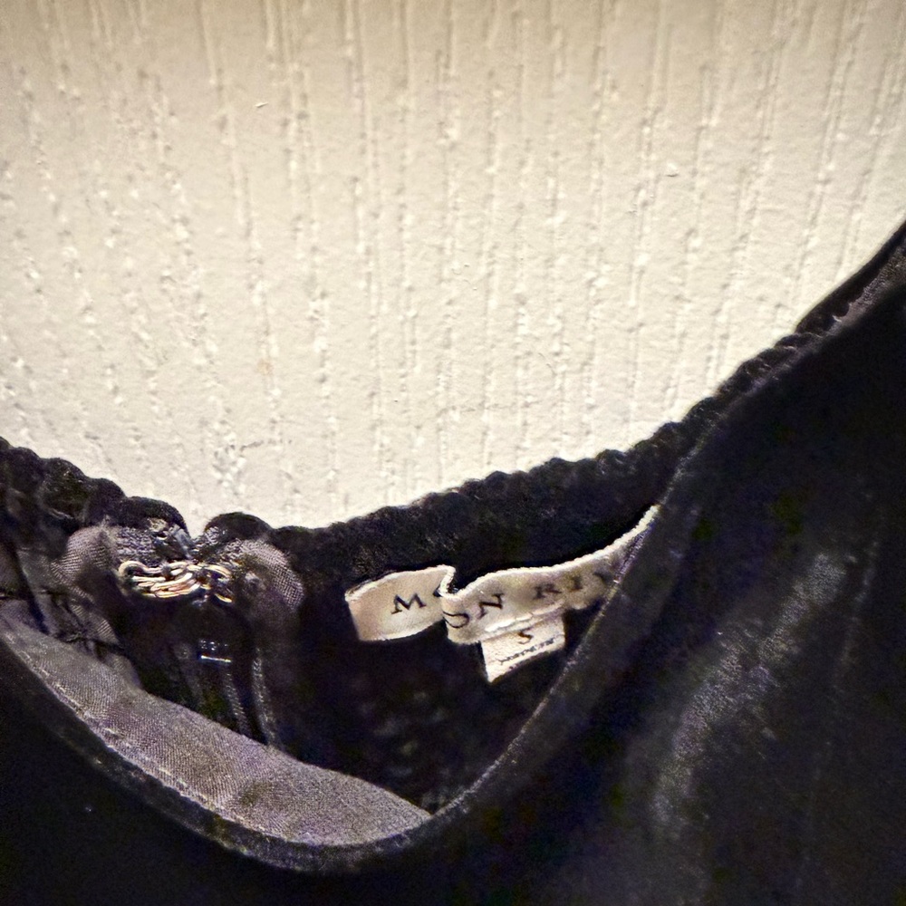 Moon River Black Velvet Mini Dress w/ Pearl Bow | Size Small NWT - Picture 6 of 7